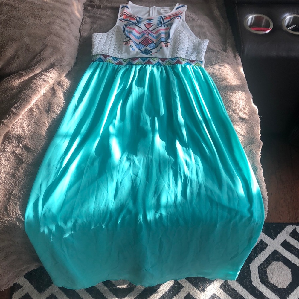 A long multicolor dress